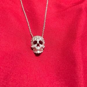 Skull necklace